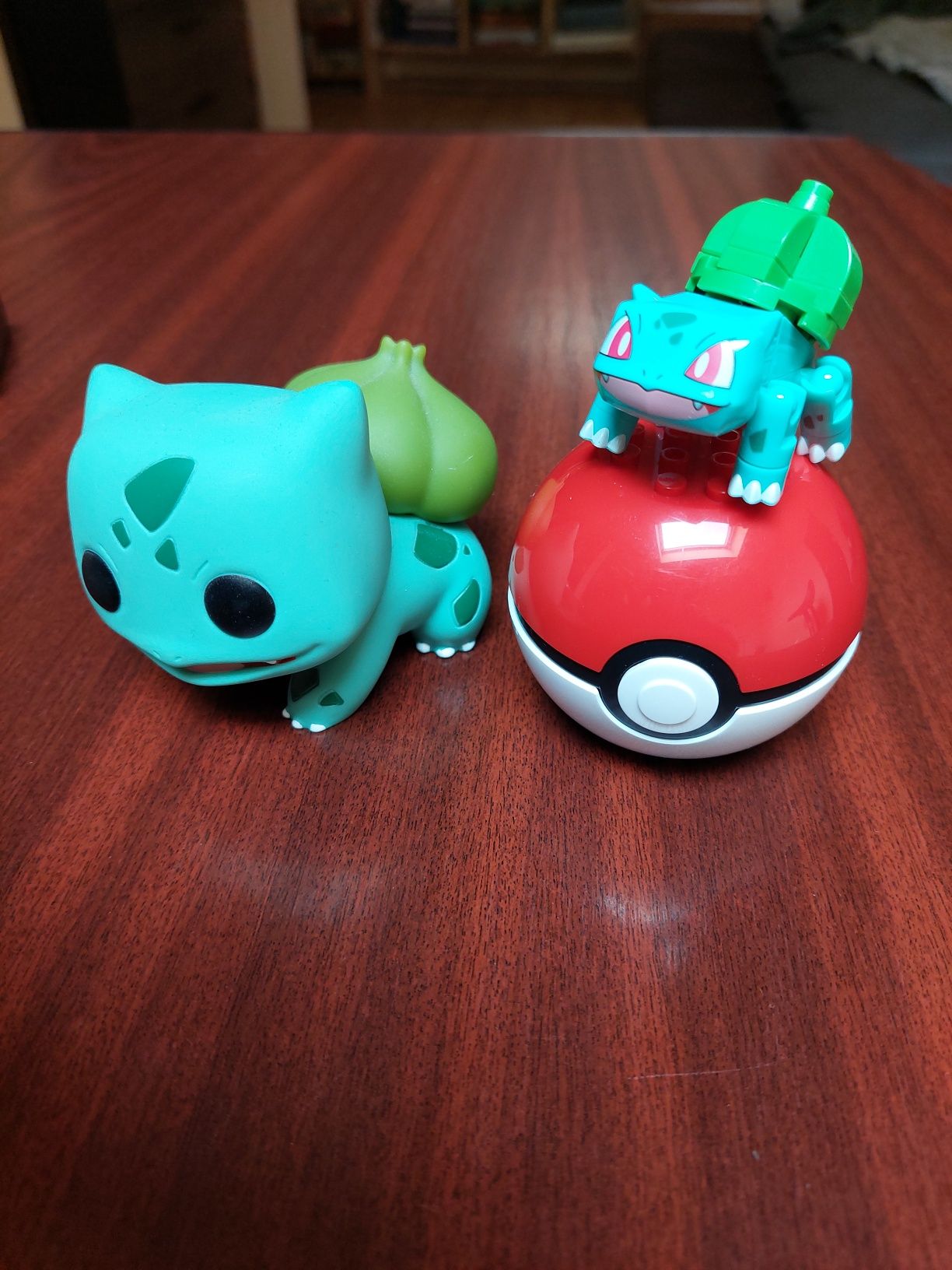 Figurine pokemon originale + monede pokemon