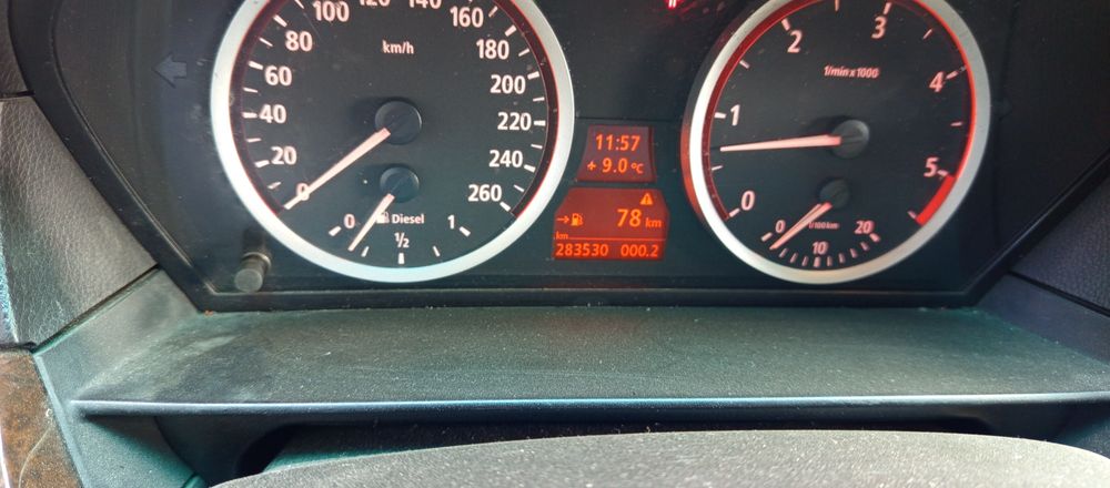 Продавам бмв е 61 3.0 хд 231