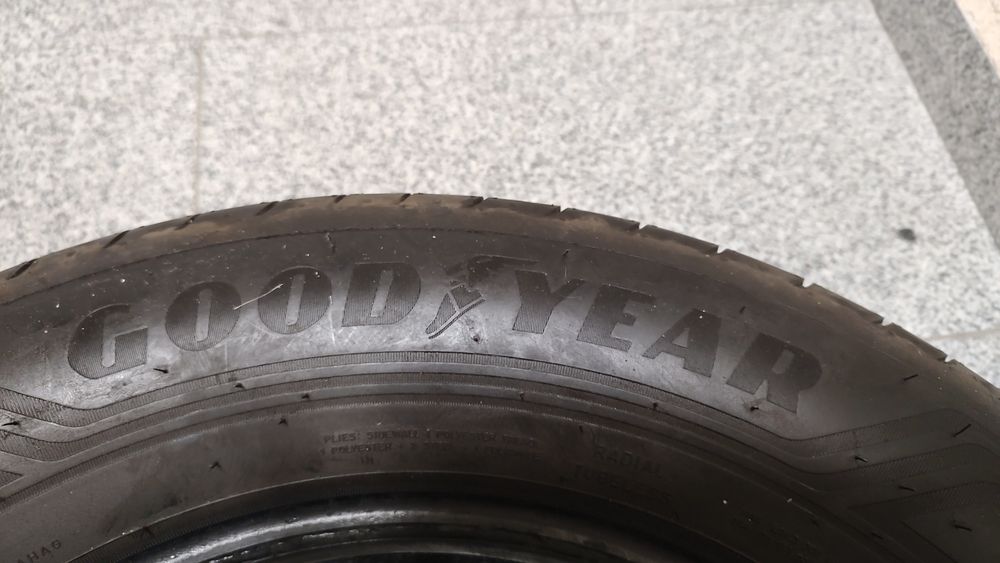 4 бр. Летни гуми 16 цола Good year DOT 05/2024, 215/65/16