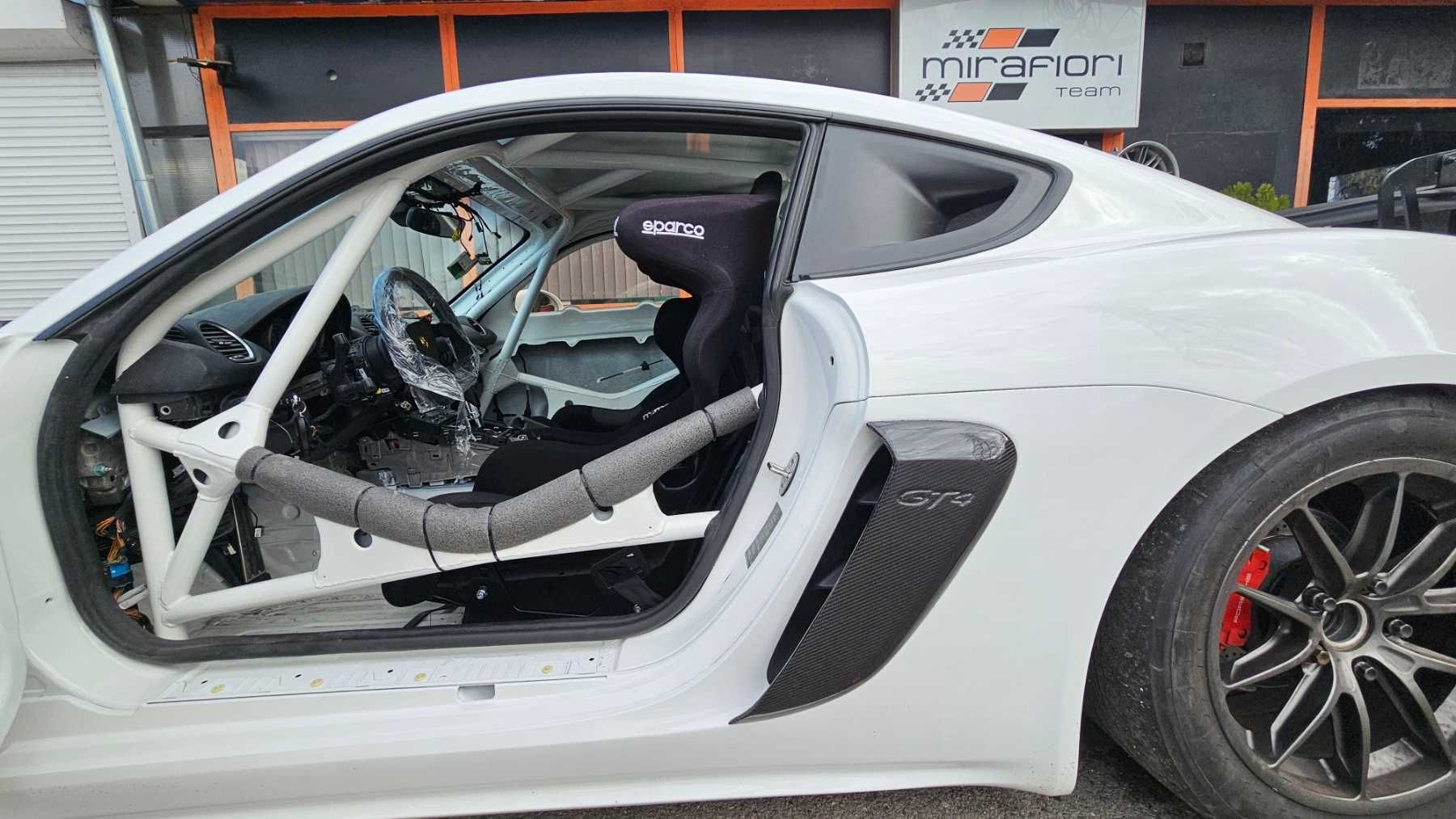 Предна броня GT4 718 Cayman 982