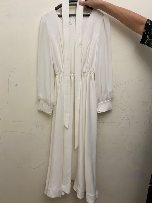 Платье нарядное женское