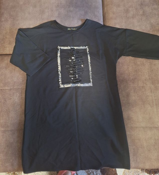 Продам красивое платье р54-56