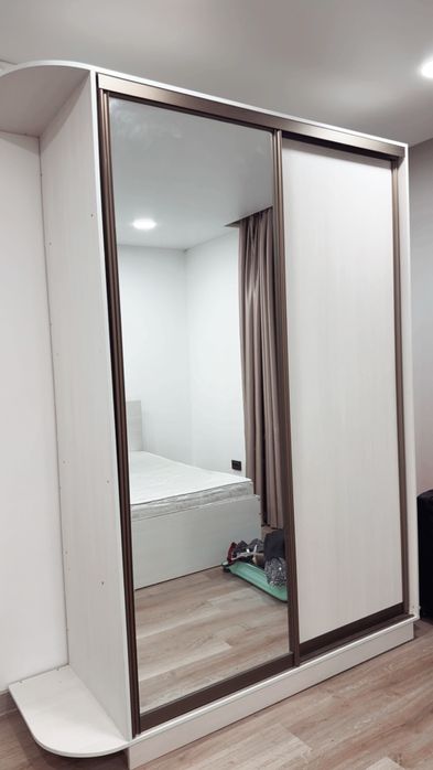 Продам шкаф купе