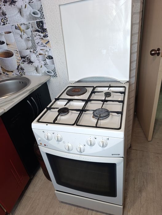 Газ плита продам