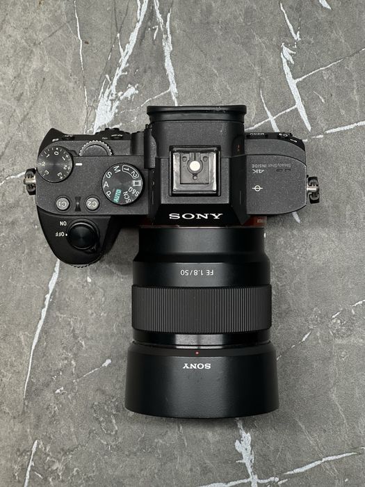Sony a7 iii kamera sotiladi