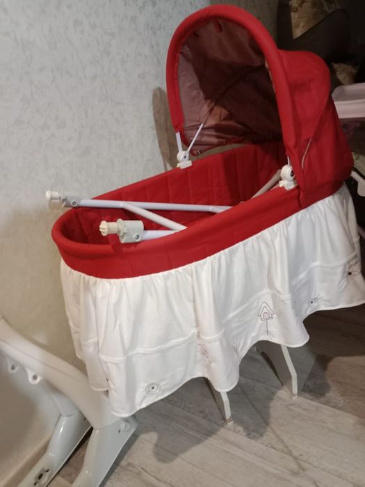 Продам люльку качалка новая