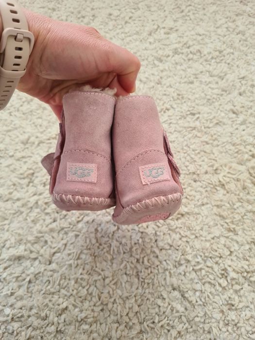 Cizme Ugg 9,5 cm interior