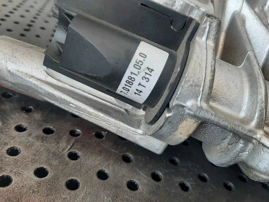 racitor gaze cu egr 3.0 d 306dt 4x4  land rover range rover sport 2 l494  9x2q-9u438-da  701881050