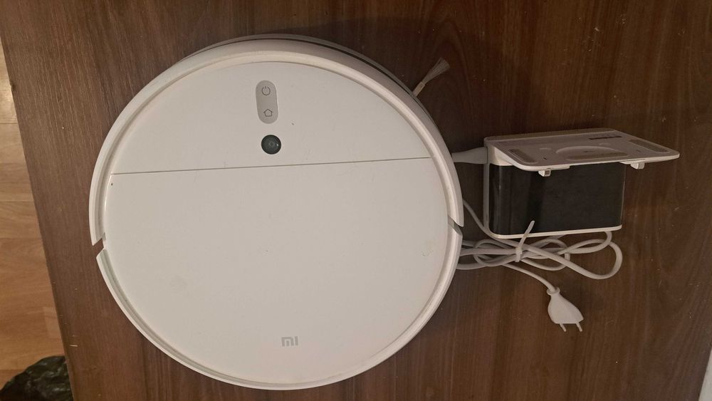Aspirator Robot Xiaomi,2C-06L,portabil,excelent