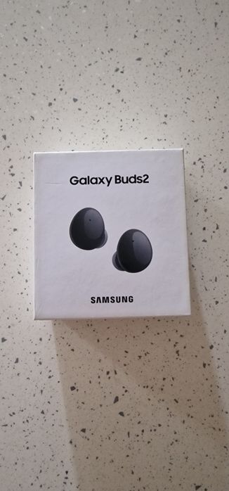 Vand Galaxy buds2