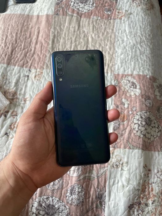 Самсунг галакси а50 64гб