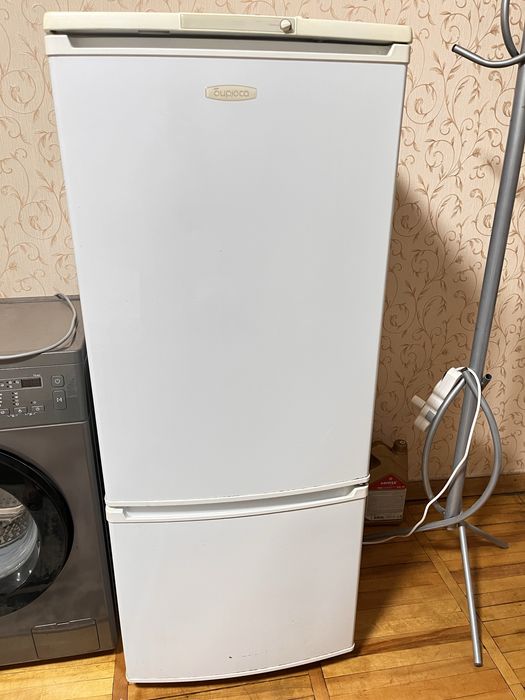 Срочно продам холодильник