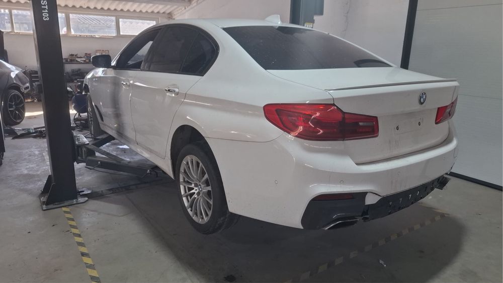 BMW 540xd 2018 M paket g30 - usor lovit