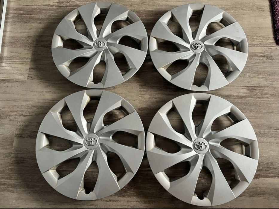 Продам Оригинальные Колпаки R-16 Toyota