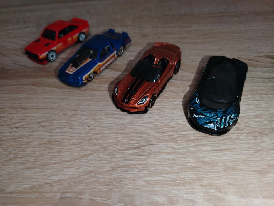 Машинки Hot wheel