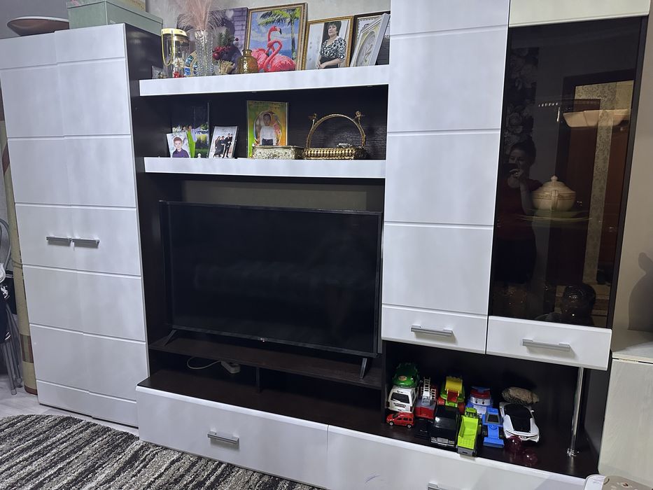 Продам горгу для гостиной