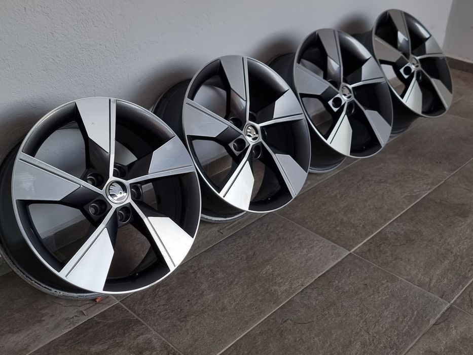 17" Оригинални джанти Skoda Осtavia 5×112 7J ET45 Ф57.1