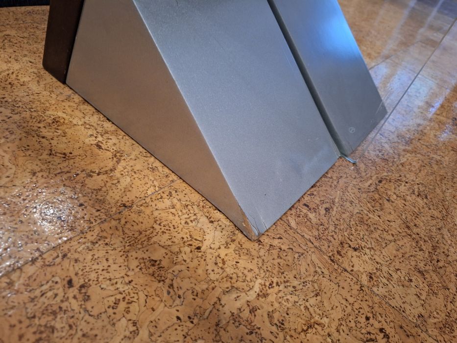 Стъклена маса за трапезария