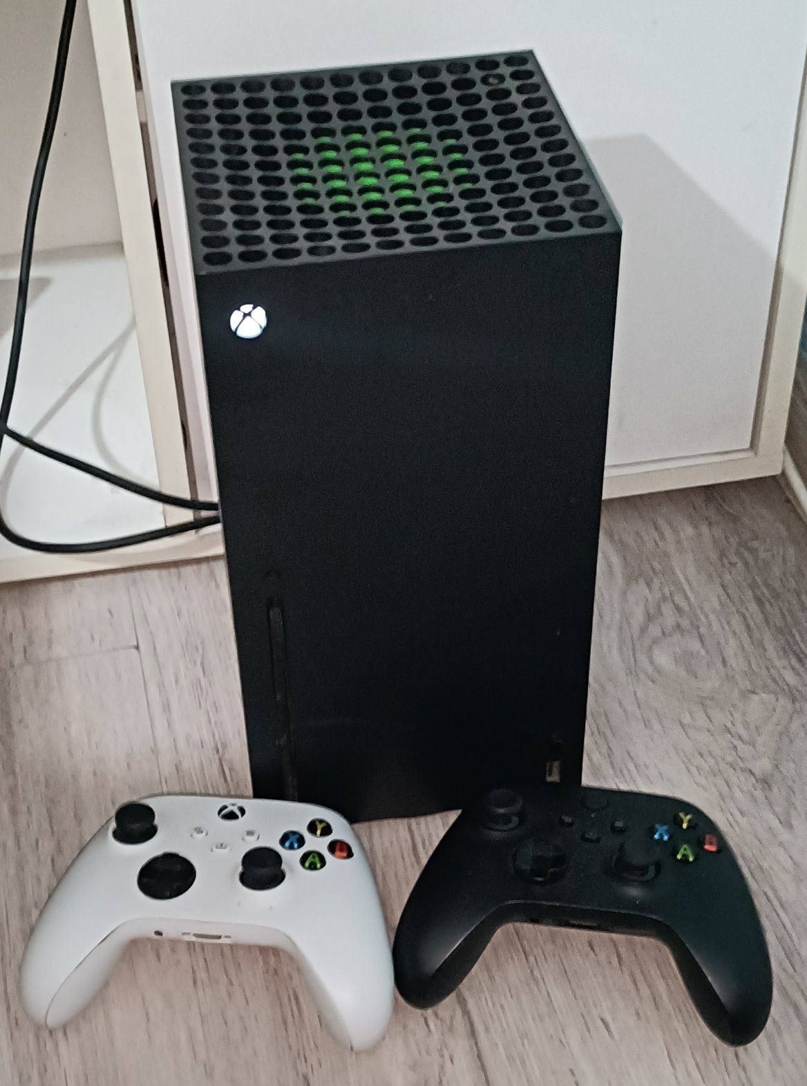 Vând Xbox one series X