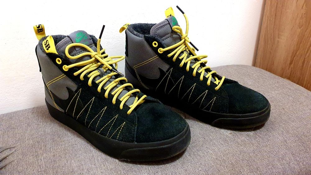 Adidasi Nike Blazer Mid 41