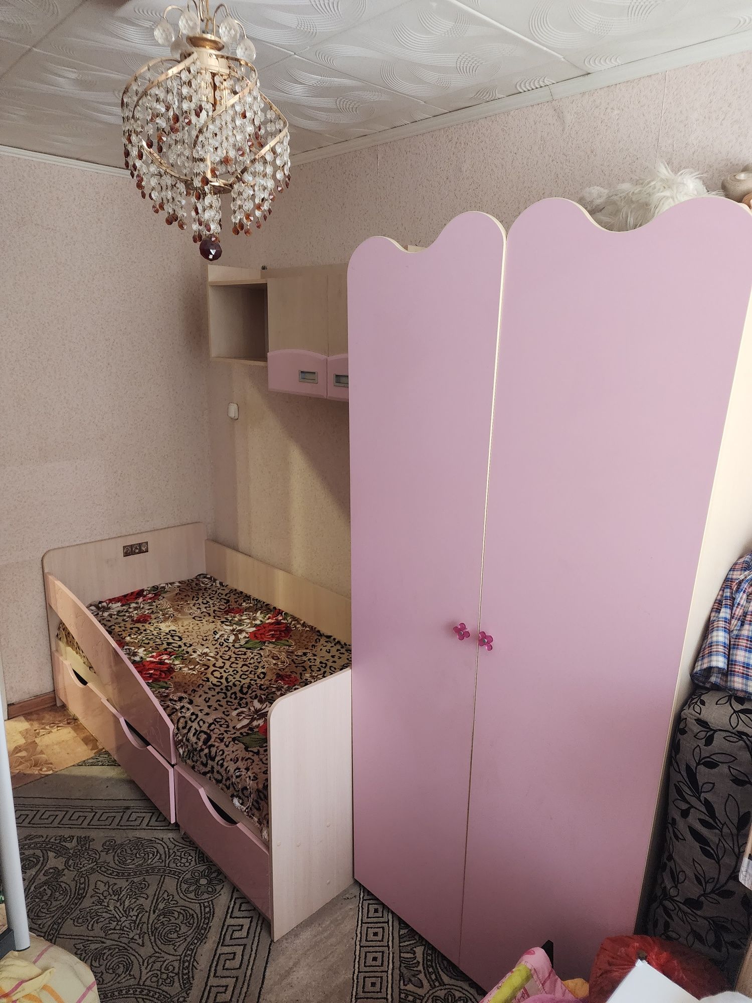 Детский гарнитур мебель шкаф кровать навесная полка