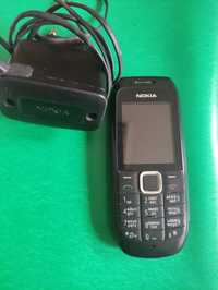 Nokia със зарядно
