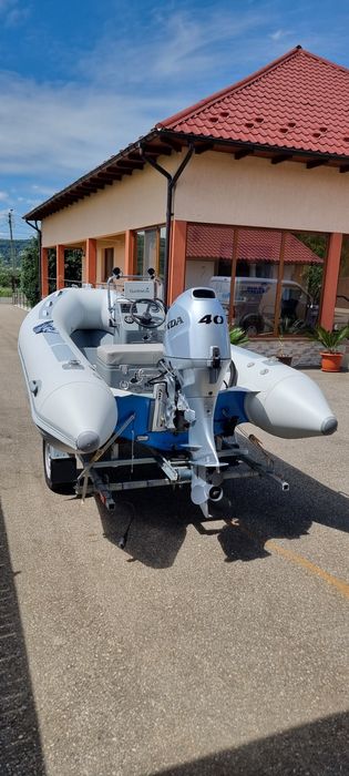 Barca Novurania mx 430 Rib