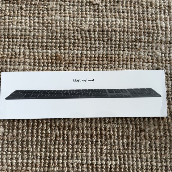 Vand Tastatura Apple Magic Keyboard numeric Pad sigilata