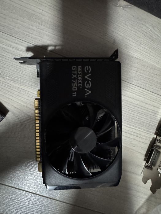 Видеокарта Nvidia Gtx 750ti evga