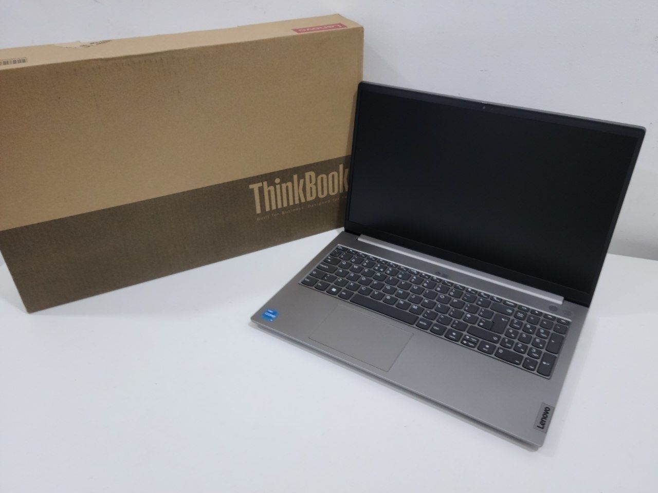 Lenovo thinkbook i3 -1154 g4