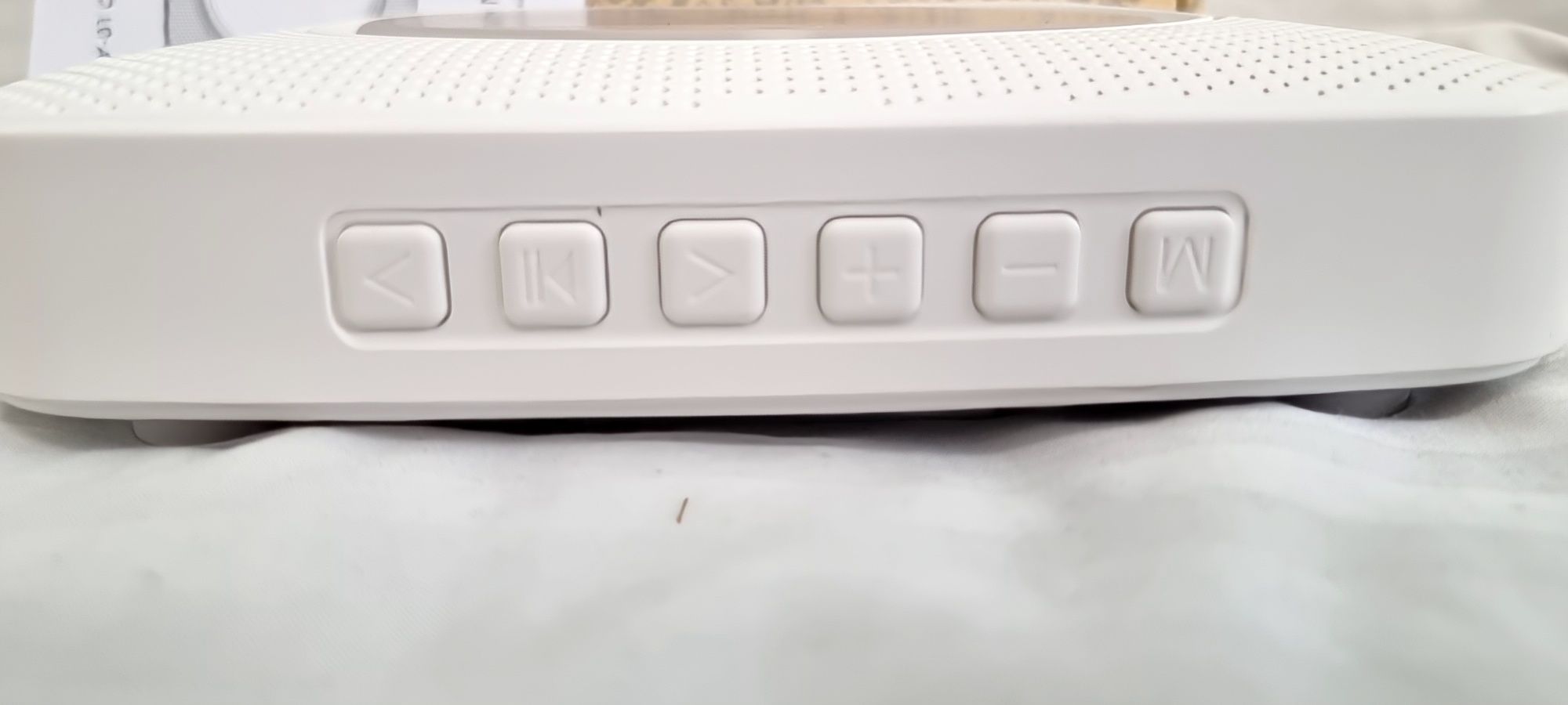 Преносим CD плейър колона с Bluetooth  CD , FM радио, USB AUX жак, дис