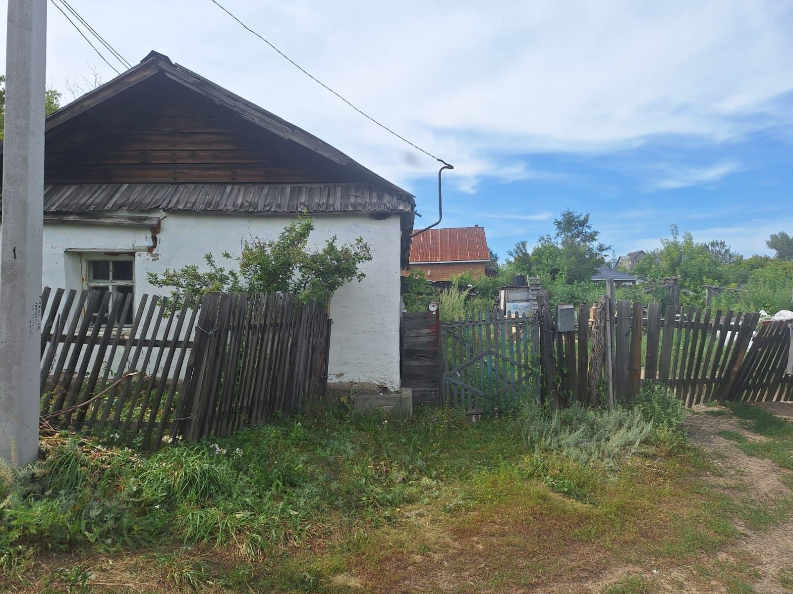 Дом, участок продаётся