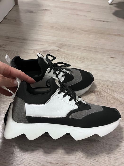 Дамски маратонки CROPP