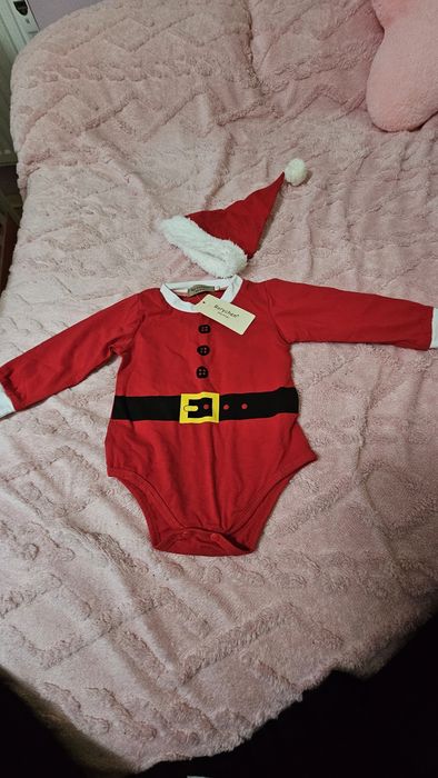 Бебешко коледно боди с коледна шапчица