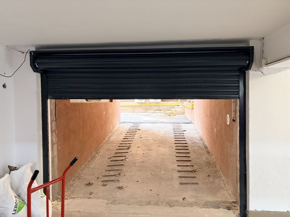 Usa garaj tip rulou automata