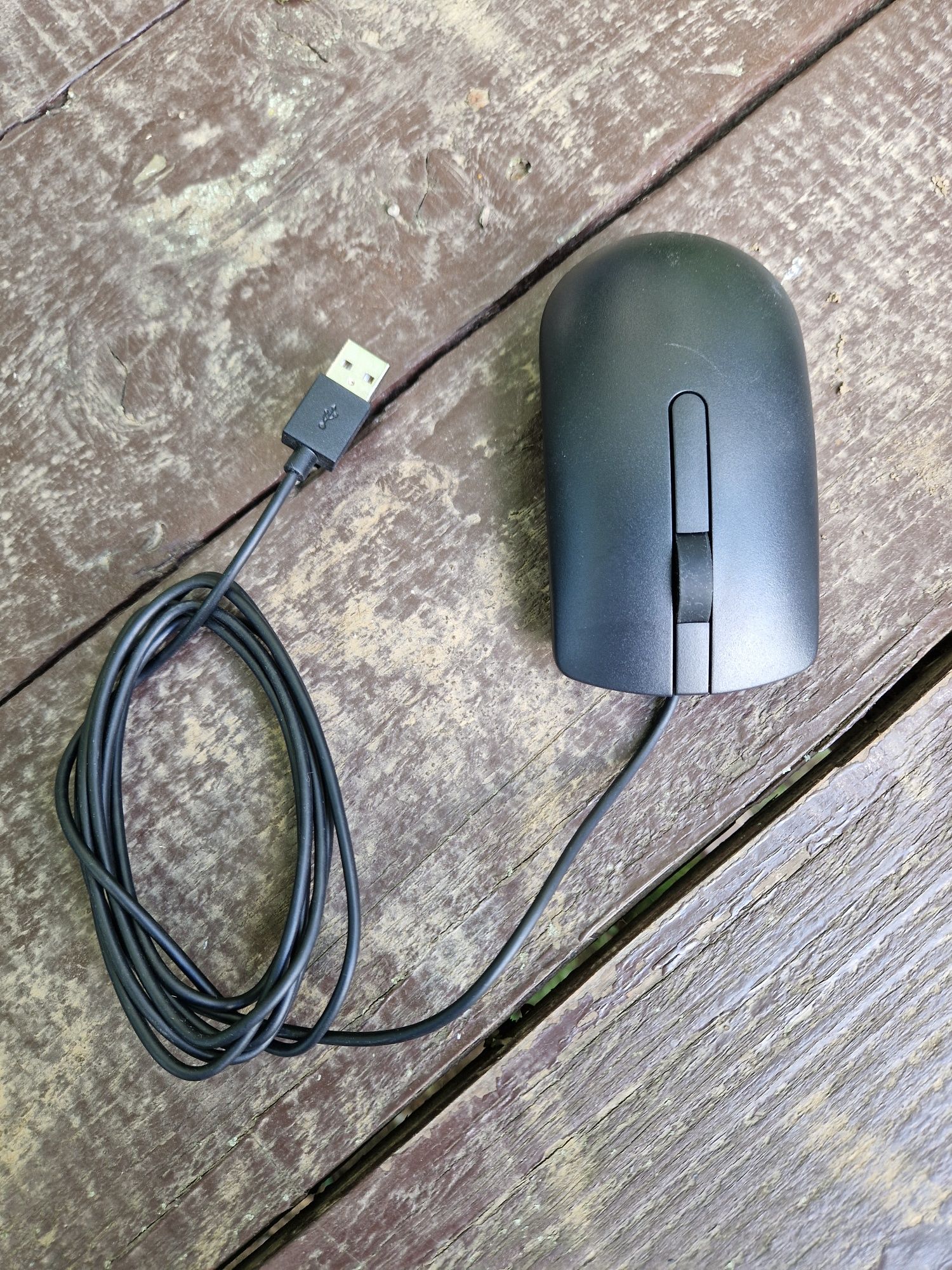 Mouse Dell cu fir