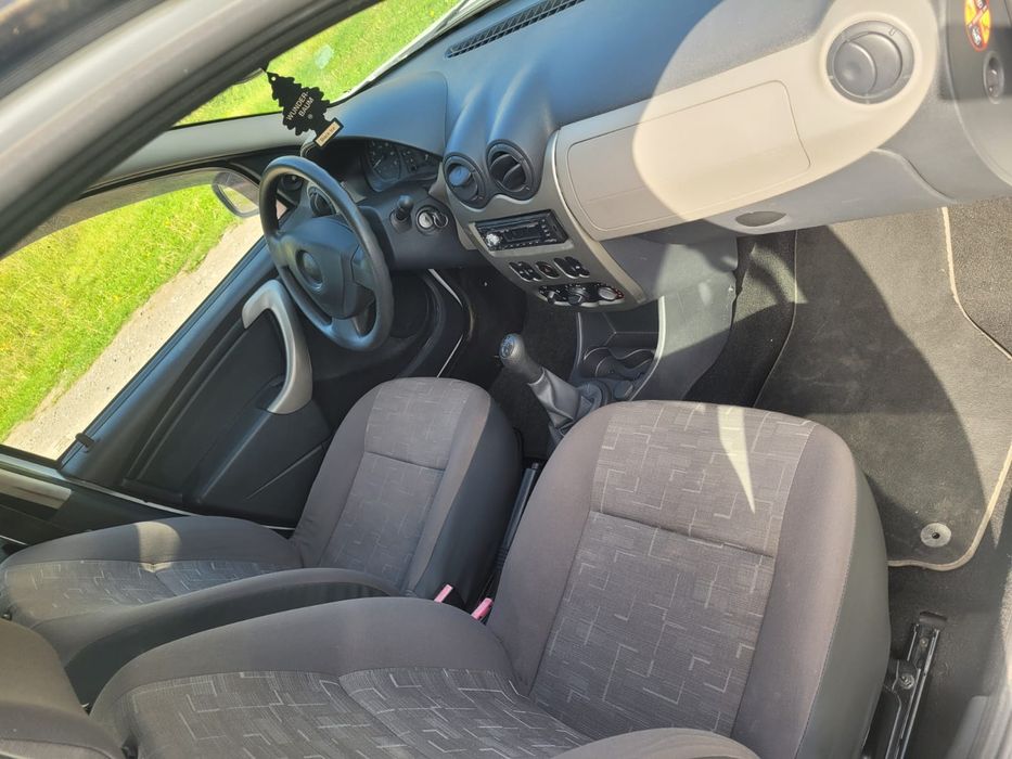 Dacia Logan 1.4 mpi  85 mii km