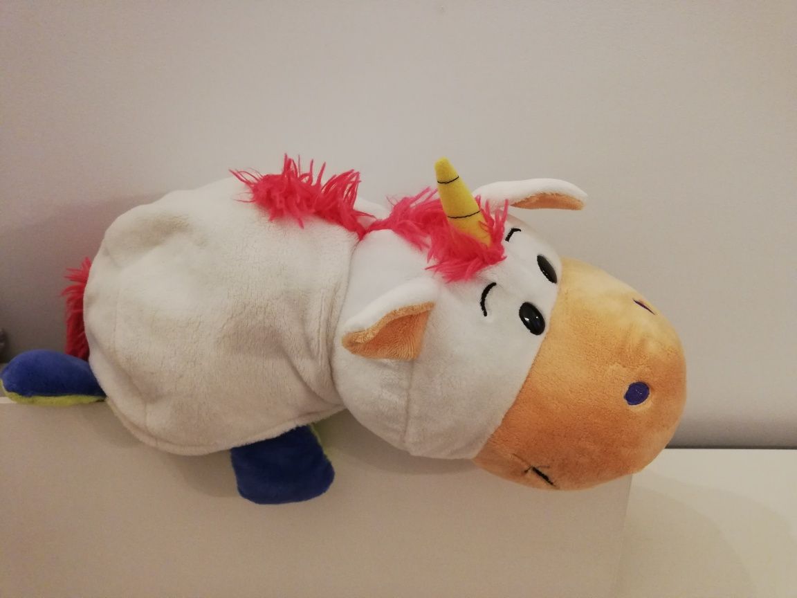 Mascota Flip a Zoo unicorn și dragon