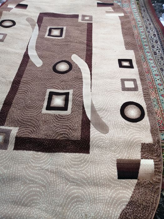 Ковёр, большой. Б у.недорого