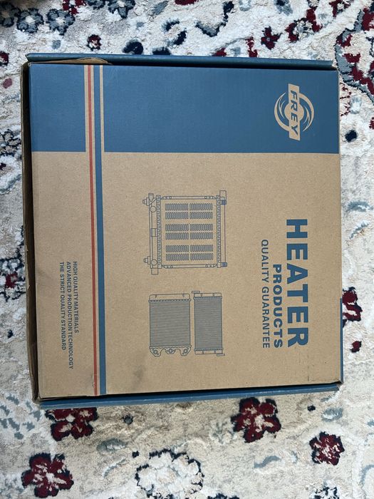 Продам радиатор печки  на бмв новый FREY
