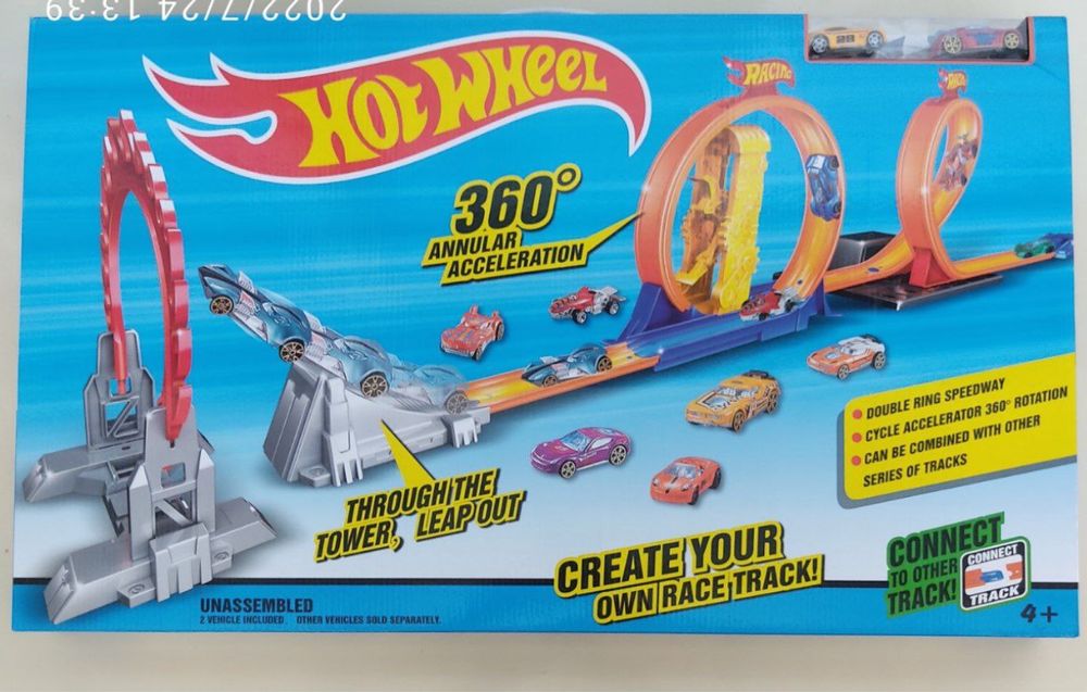 Hot wheels продаются трассы и все виды машинок