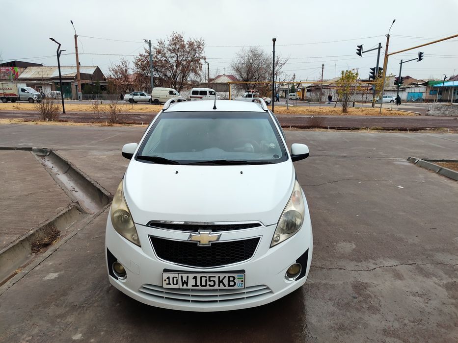 Автомобиль Спарк