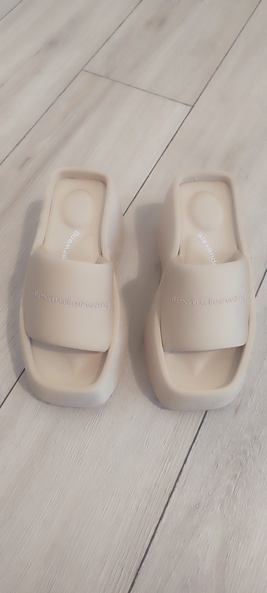 Шлепанцы на платформе Alexander Wang