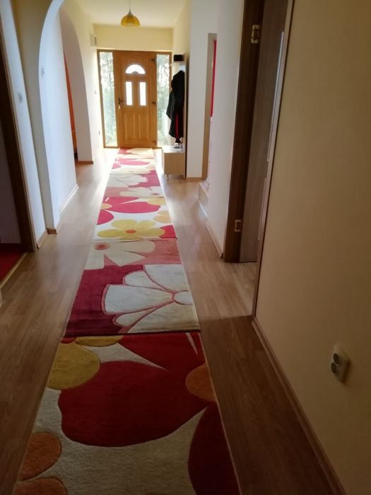 Casă în Călinești de vânzare vis-a-vis de benzinaria Mol
