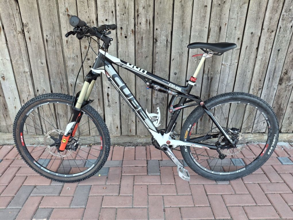 Bicicleta cube mtb full suspension