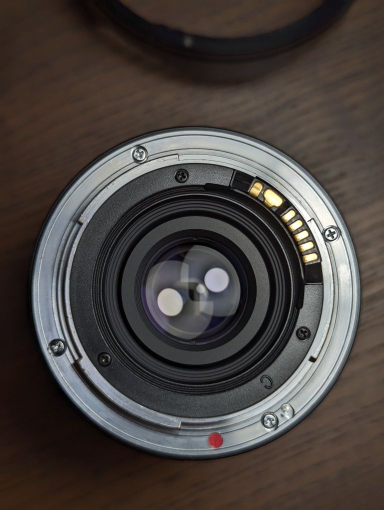 Carl Zeiss Distagon 2.8/21 ZE - EF mount Canon