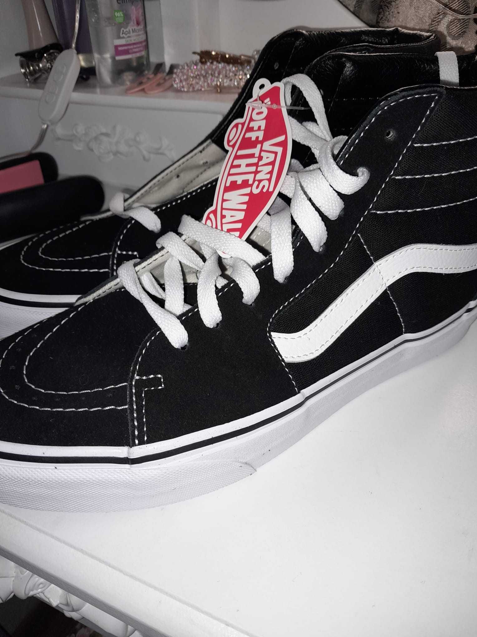 Vând vans urgent