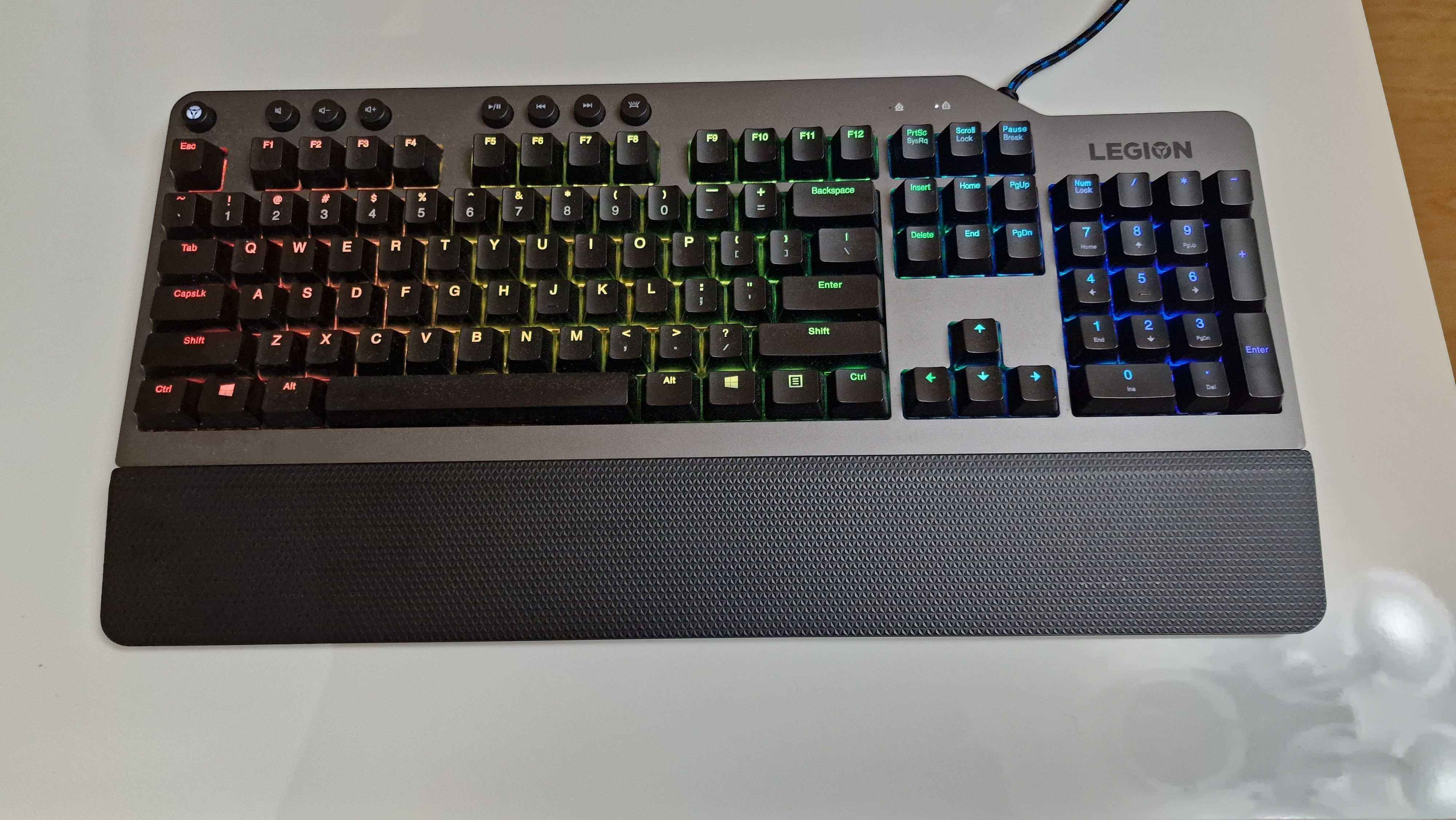 Tastatura Lenovo Legion K500 RGB mecanica.