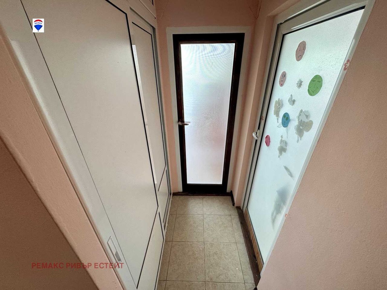 Продава се Двустаен апартамент в Русе, Чародейка - Юг - 64 кв.м за 1043 €/кв.м - Снимка #5