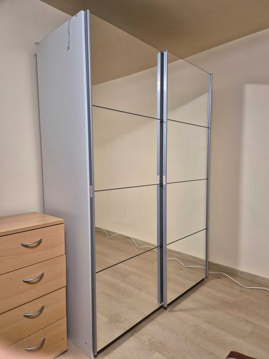 Vand dulap dormitor, 2 usi batante, ambele cu oglinda, culoare alba